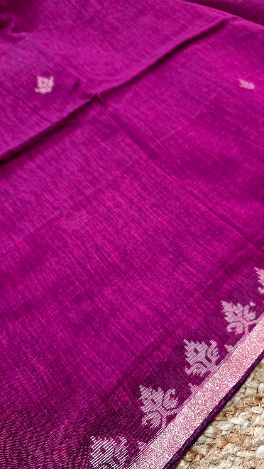 Magenta Handloom Cotton Saree with Leaf Border