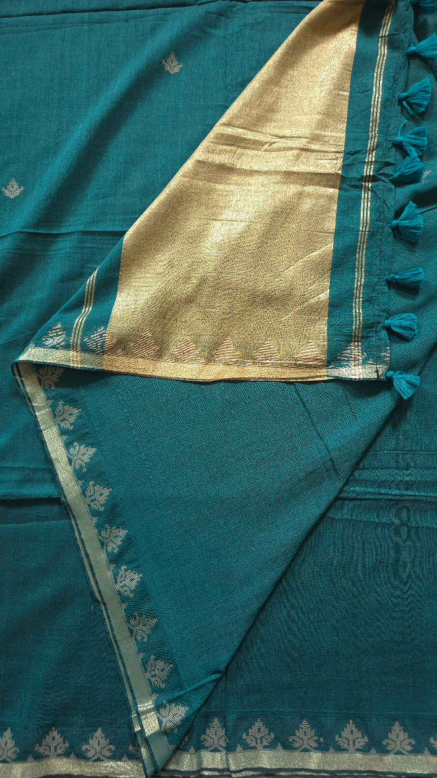Rama Green Handloom Cotton Saree with Leaf Border