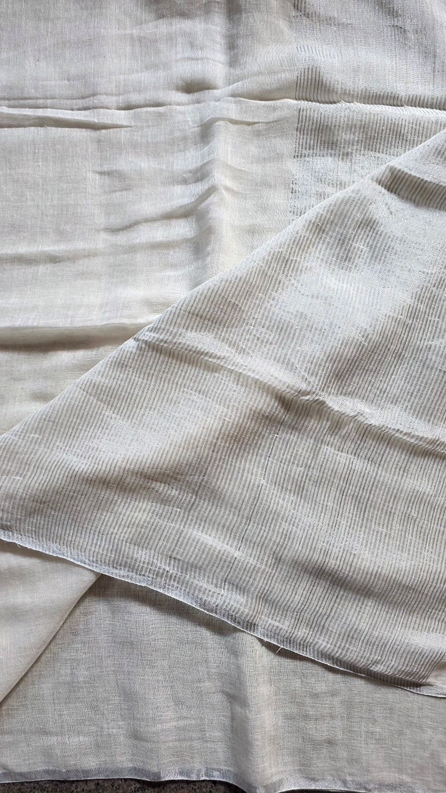 Off-White Handloom Linen Saree with Silver Striped Pallu