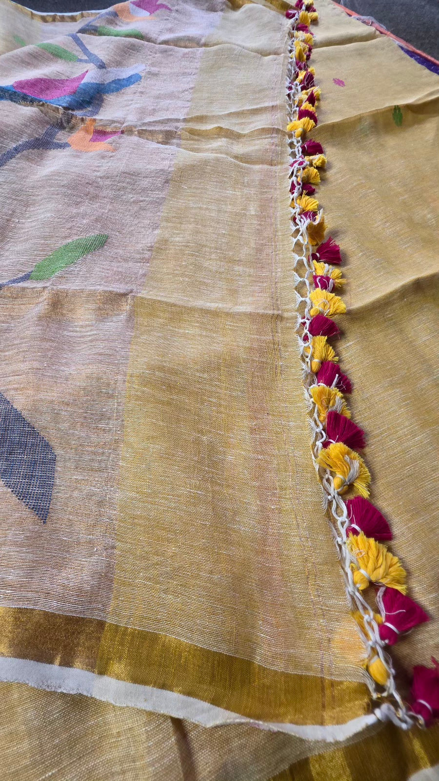 Yellow Handloom Linen Saree with Paithani Parrot Pallu