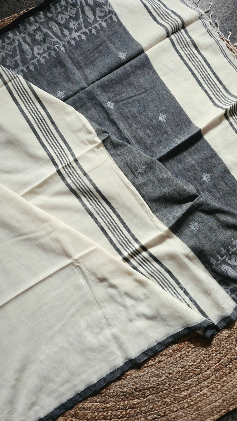 Cream & Grey Handloom Saree with Running Blouse