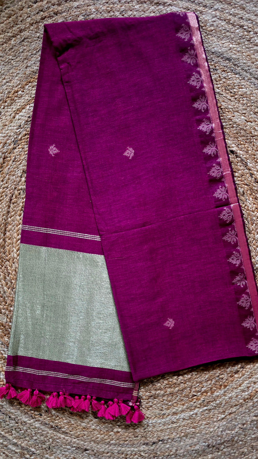 Magenta Handloom Cotton Saree with Leaf Border