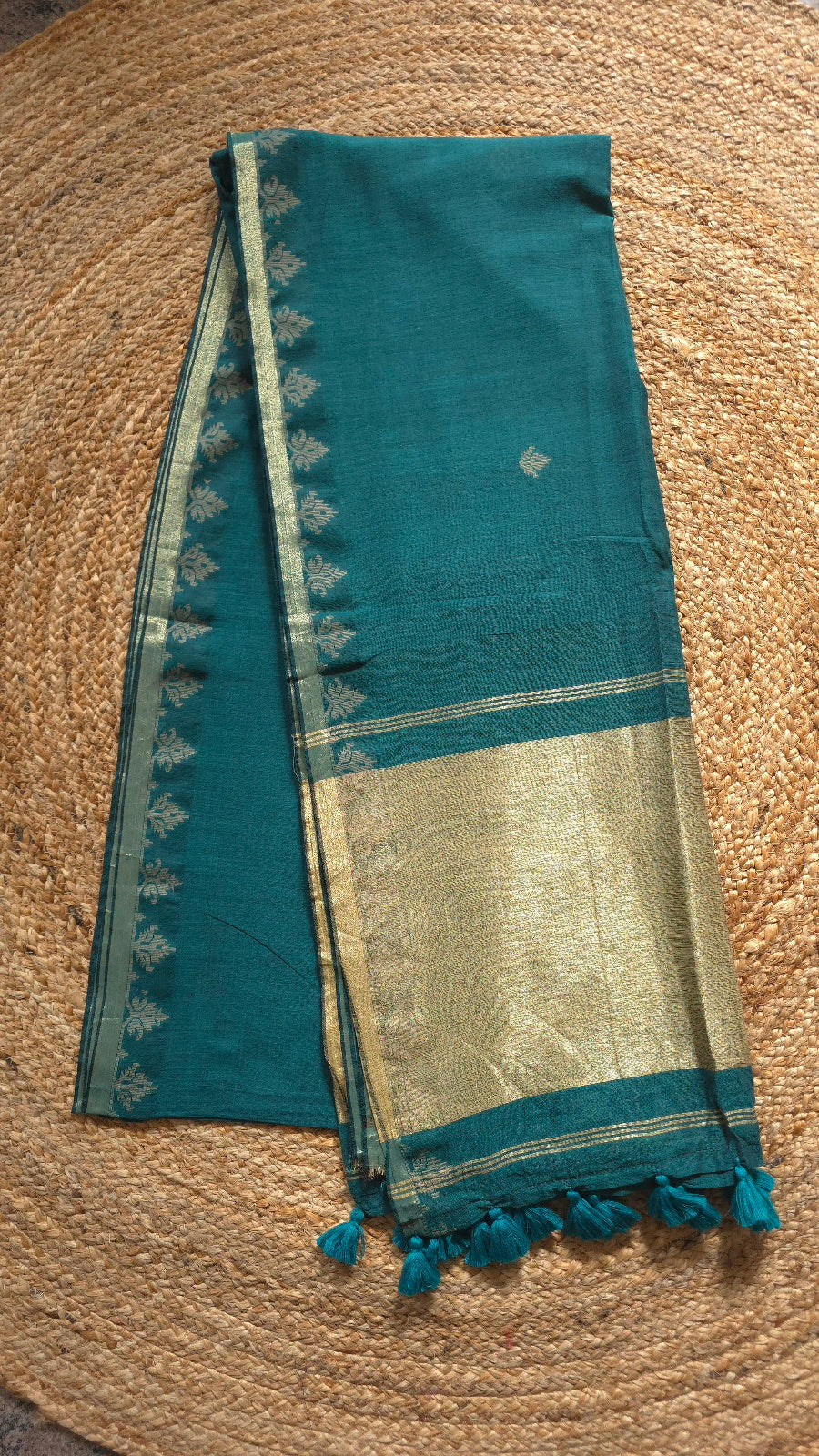 Rama Green Handloom Cotton Saree with Leaf Border
