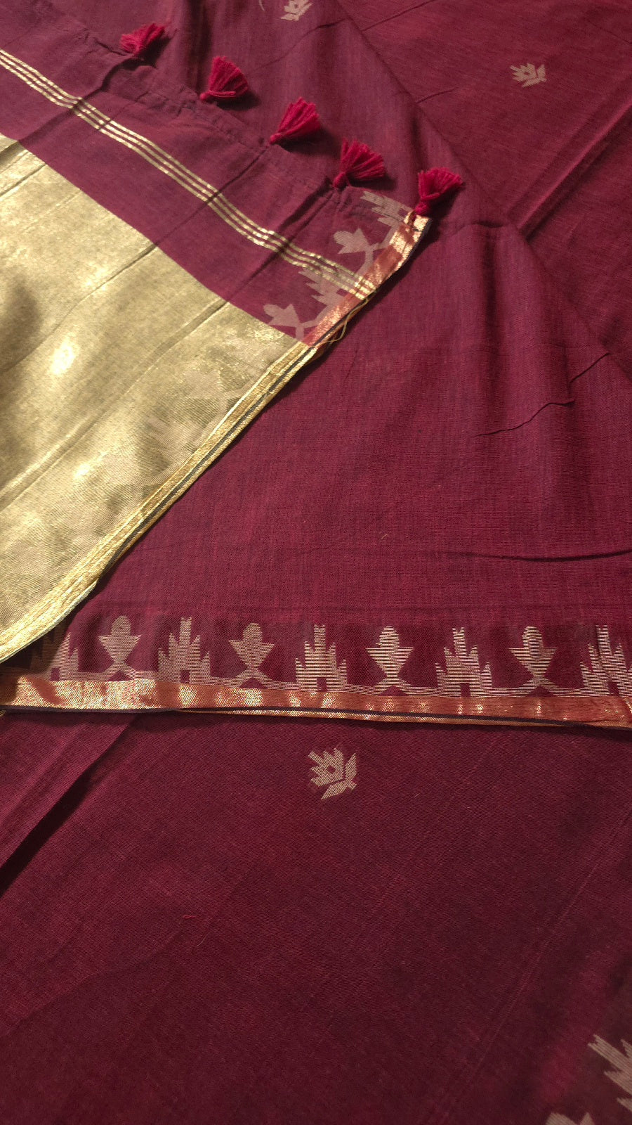 Maroon Handloom Cotton Saree with Temple Border