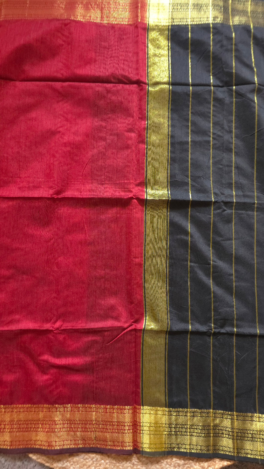 Red Maheshwari-Style Cotton Silk Saree with Black Pallu