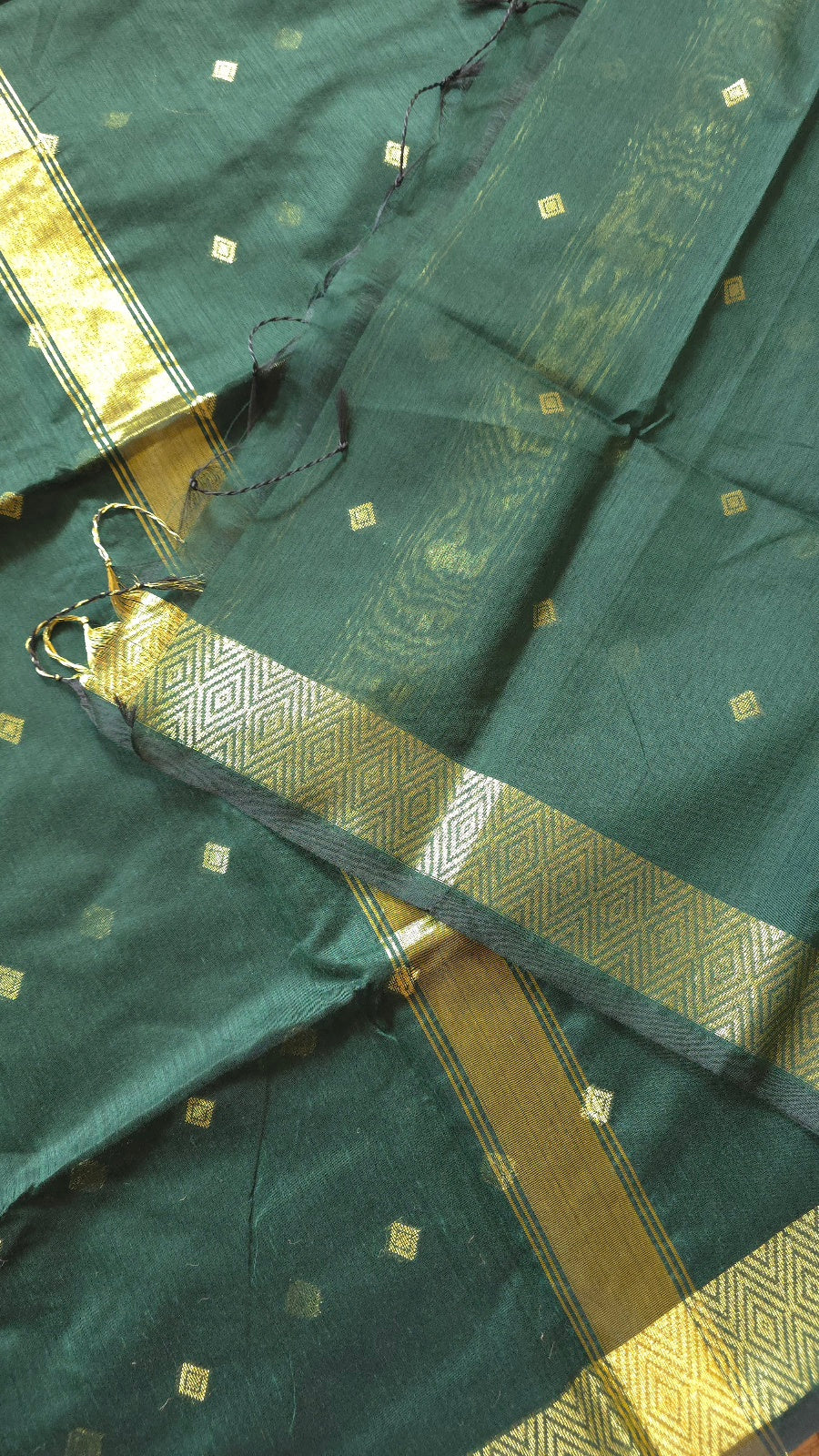 Dark Green Maheshwari-Style Cotton Silk Saree with Gold Border and Butta