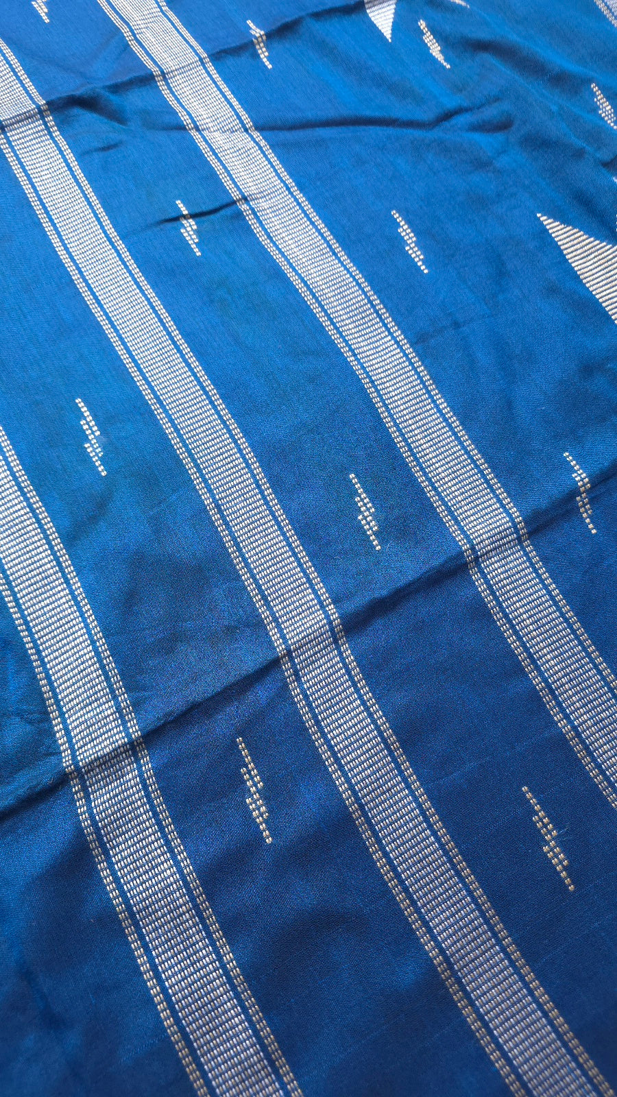 Peacock Blue Handloom Viscose Cotton Saree with Pink Border & Woven Hourglass Pallu