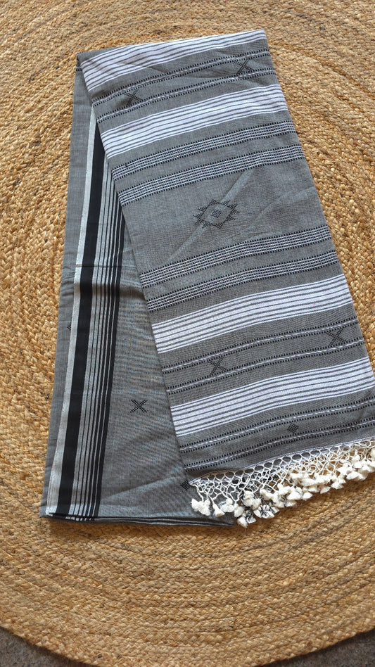 Chukki Handloom Cotton Saree – Grey