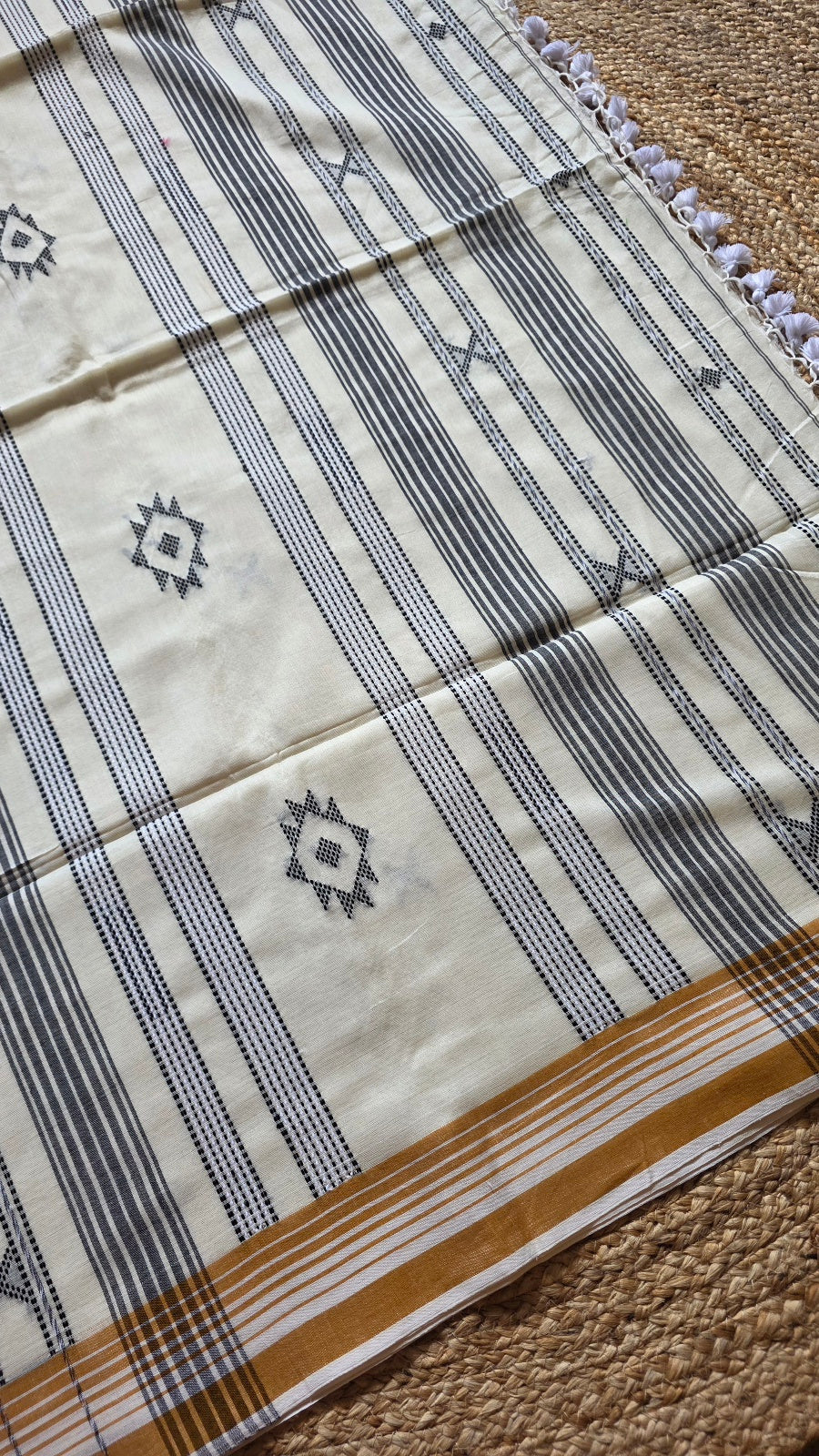 Chukki Handloom Cotton Saree – Cream